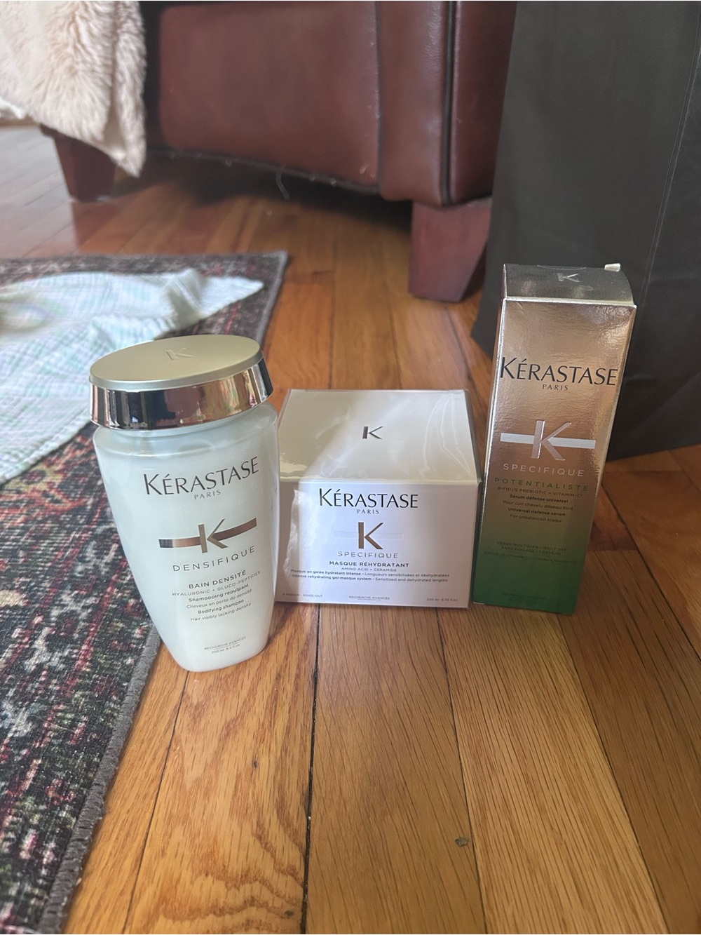 Kérastase Women Hair Treatment Set - White and Gold Packaging